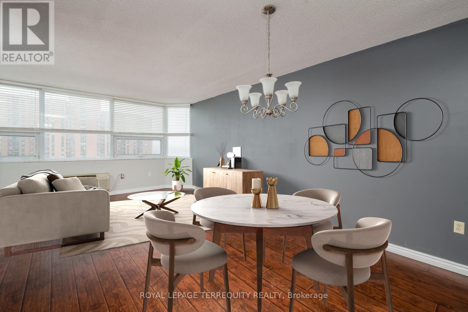 1004 - 121 LING ROAD, Toronto, Ontario