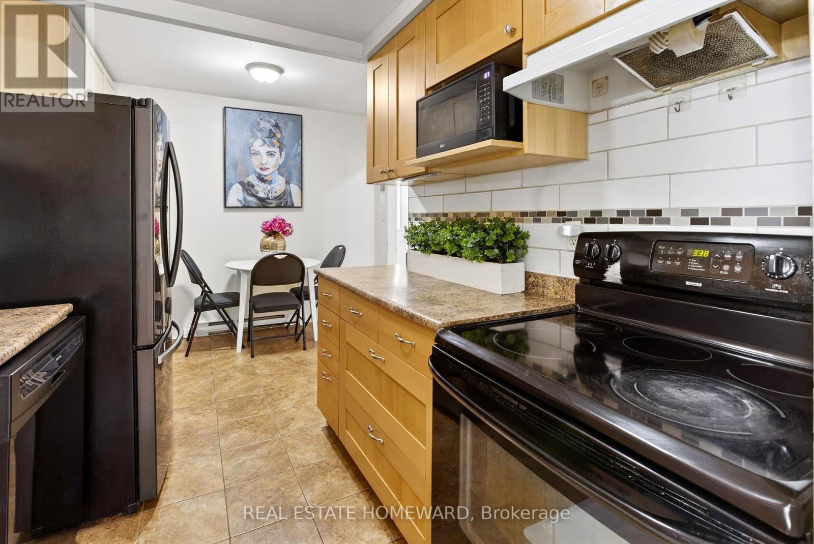 22 - 350 Camelot Court, Oshawa, Ontario L1G 6P7 - Photo 10 - E12881962