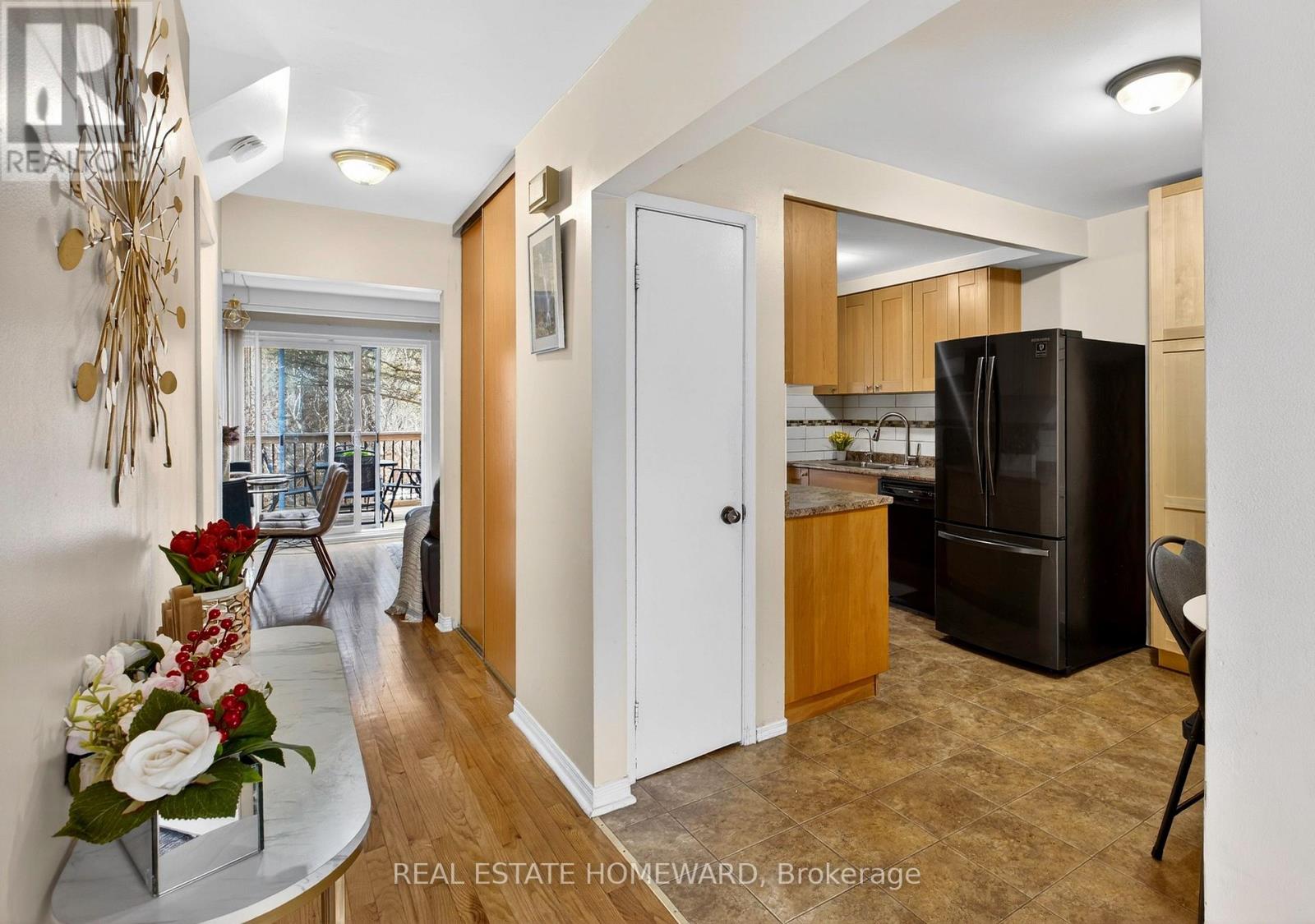 22 - 350 Camelot Court, Oshawa, Ontario L1G 6P7 - Photo 6 - E12881962