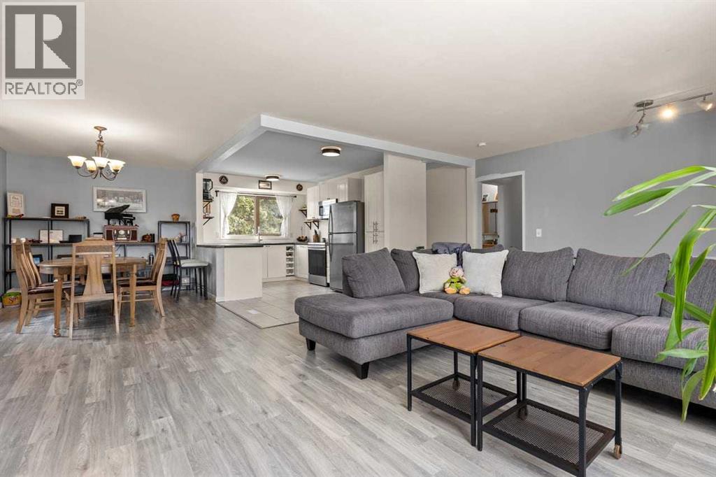 436 Queen Charlotte Road Se, Calgary, Alberta  T2H 4H7 - Photo 14 - A2293139