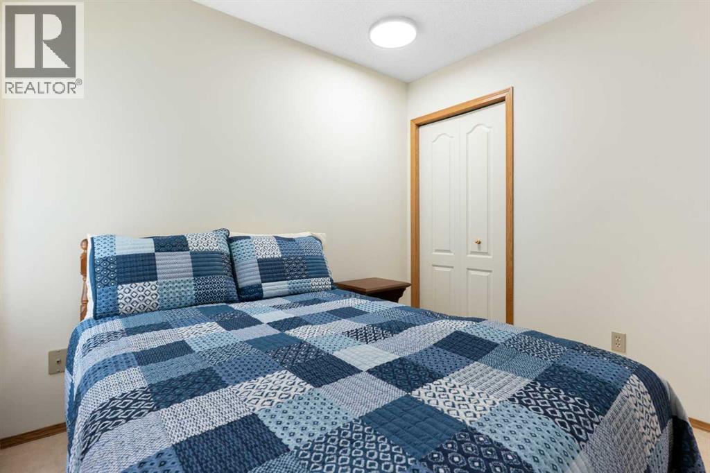 176 Christie Park Manor Sw, Calgary, Alberta  T3H 2T6 - Photo 20 - A2293322