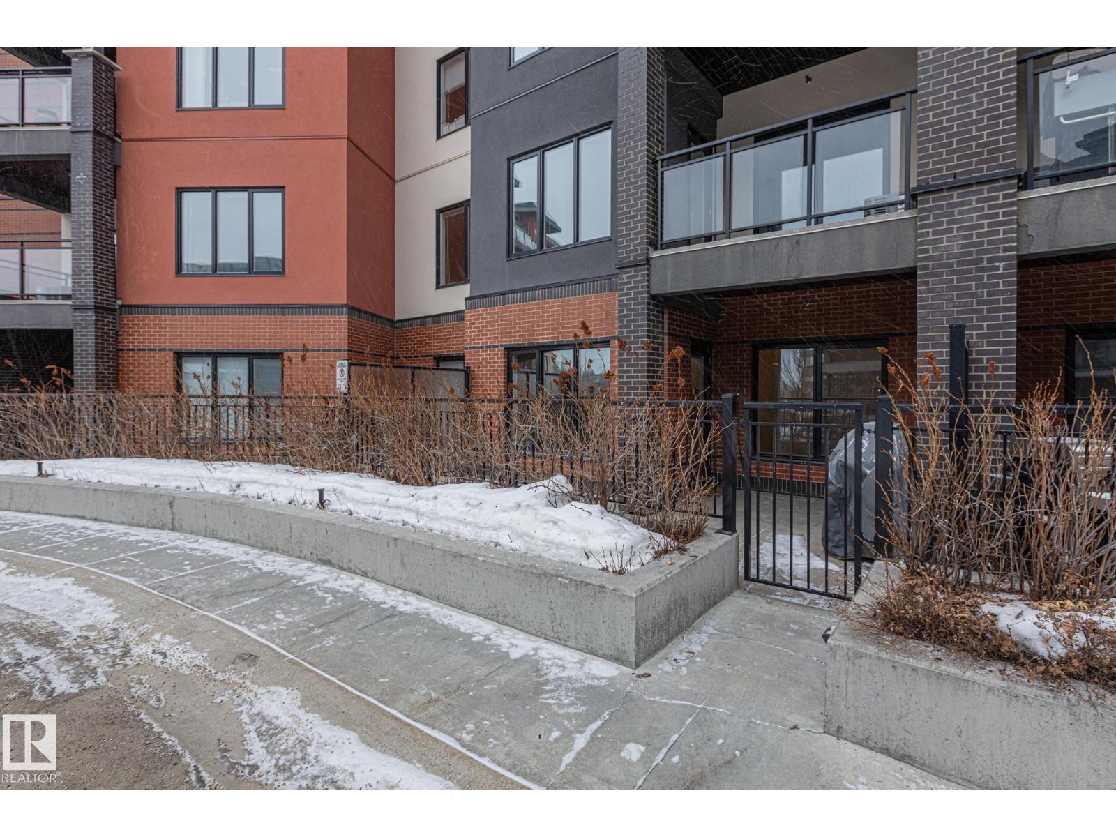 #116 5 St Louis St, St. Albert, Alberta  T8N 7T2 - Photo 2 - E4477436