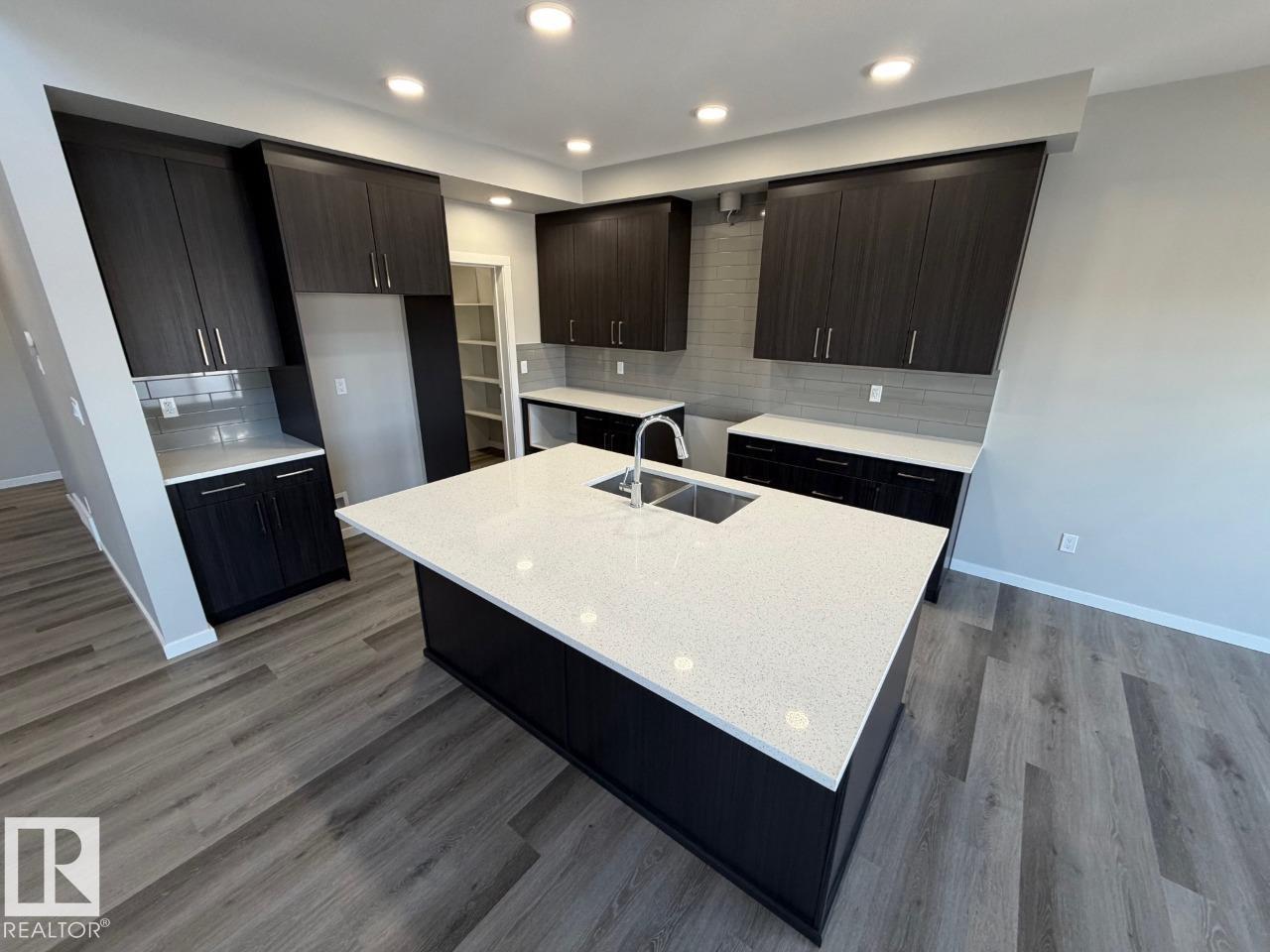 2334 Egret Wy Nw, Edmonton, Alberta  T6M 3G8 - Photo 6 - E4477439