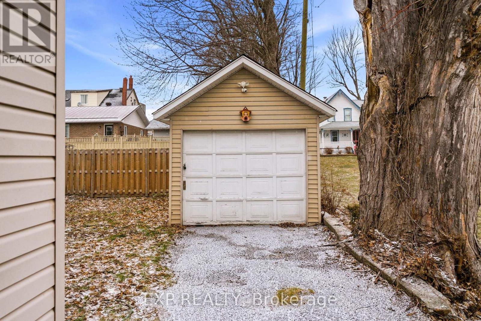 229 Fourth Street W, Cornwall, Ontario  K6J 2R9 - Photo 22 - X12881960