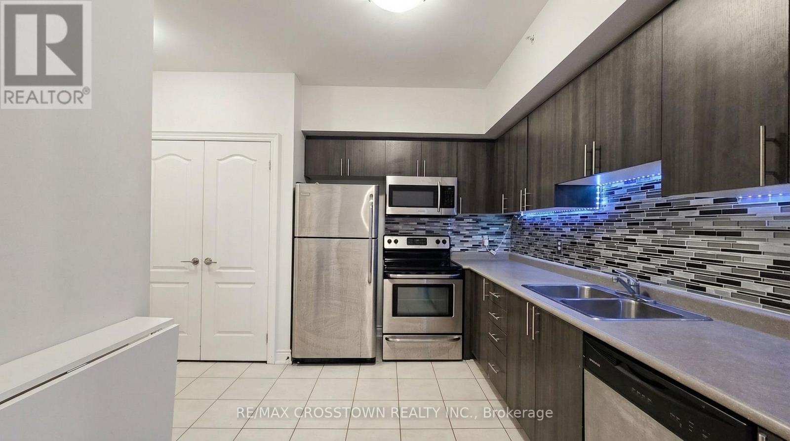 410 - 42 FERNDALE DRIVE, Barrie, Ontario