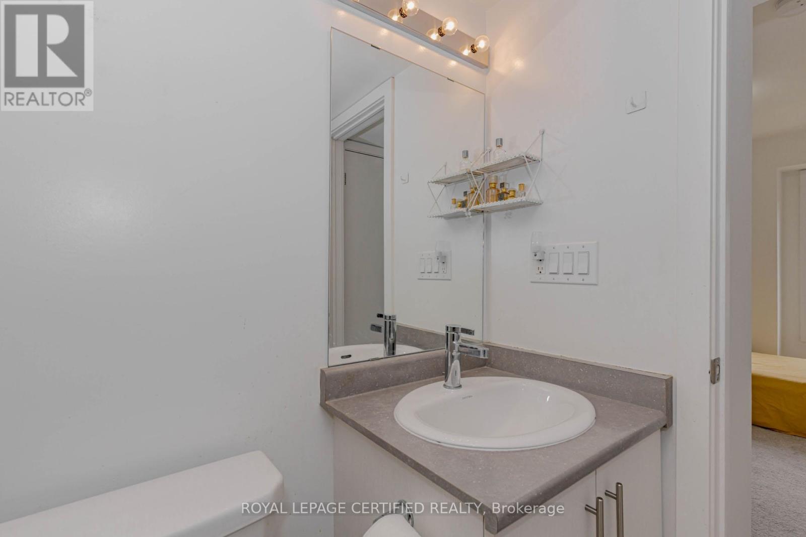 16 - 3483 Widdecombe Way, Mississauga, Ontario  L5L 0B8 - Photo 34 - W12881880