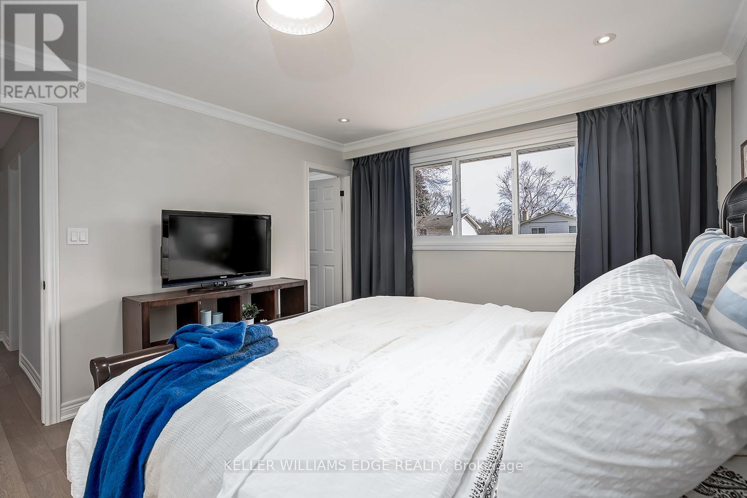 3270 Spruce Avenue, Burlington, Ontario  L7N 1J4 - Photo 24 - W12881988