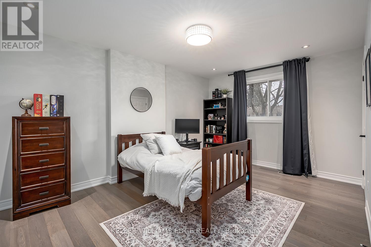 3270 Spruce Avenue, Burlington, Ontario  L7N 1J4 - Photo 29 - W12881988