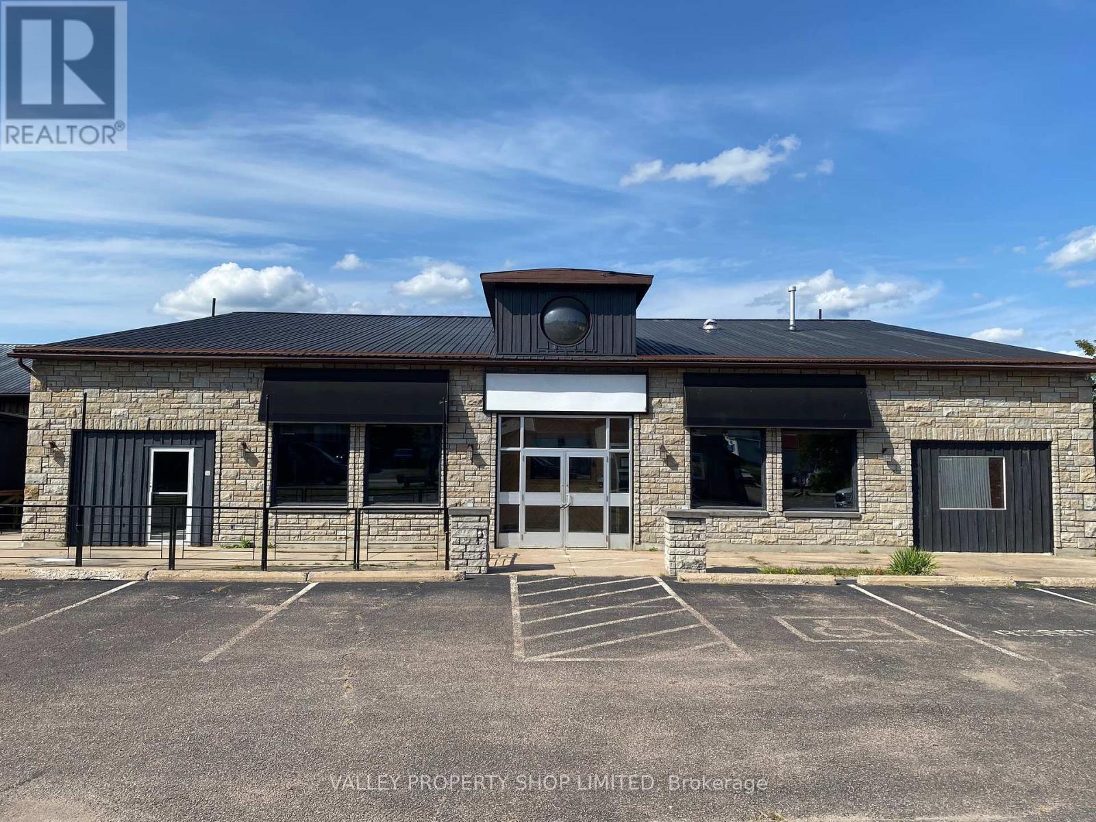 207 NELSON STREET, Pembroke, Ontario