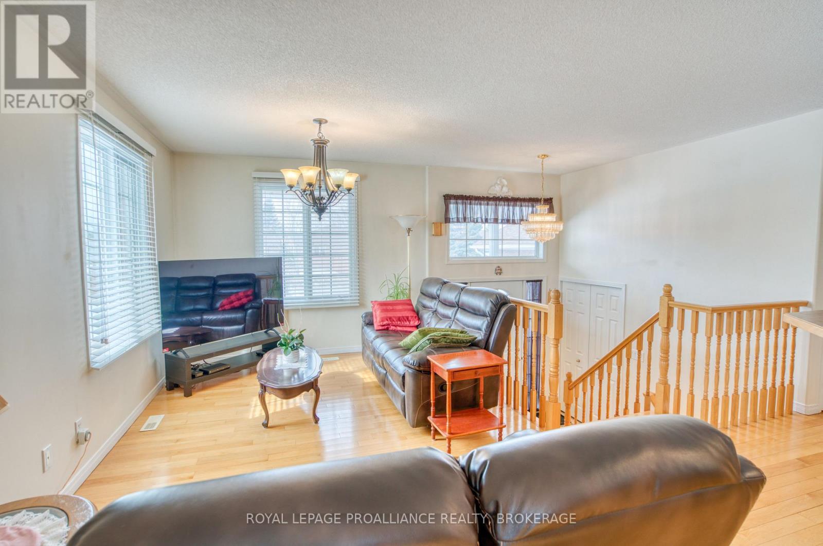662 Millbrook Crescent, Kingston, Ontario  K7M 7Z8 - Photo 12 - X12882054