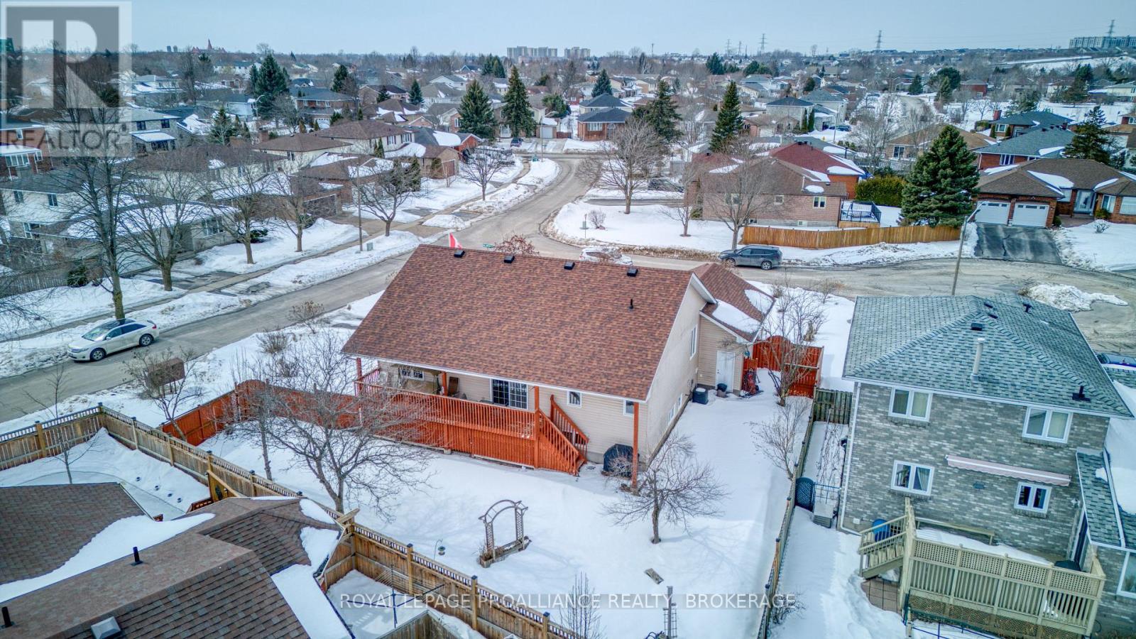 662 Millbrook Crescent, Kingston, Ontario  K7M 7Z8 - Photo 8 - X12882054