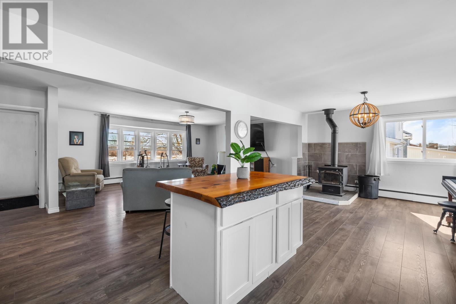 262 Summer Street, Summerside, Prince Edward Island  C1N 3K1 - Photo 9 - 202604563