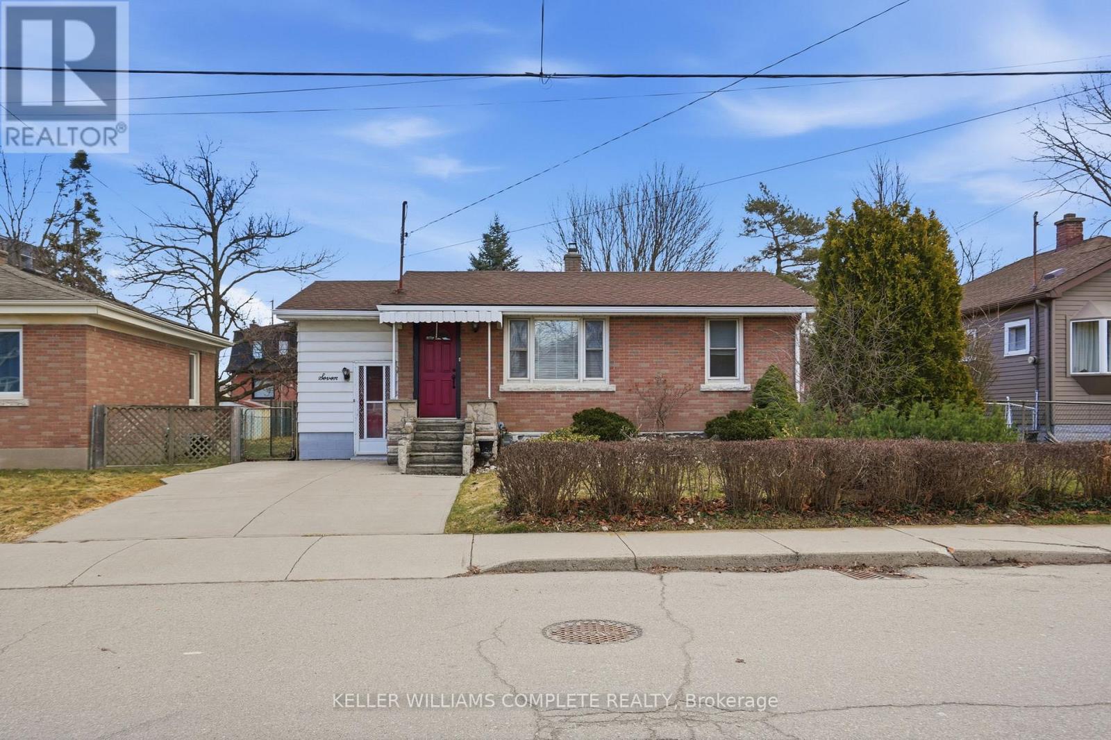 7 West 1st Street, Hamilton, Ontario  L9C 3B5 - Photo 2 - X12882018