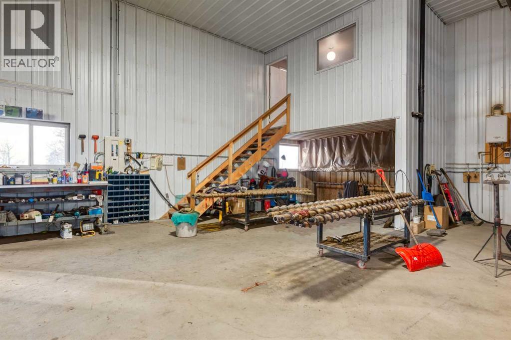 221083 Range Road 270, Rural Wheatland County, Alberta  T1P 2G5 - Photo 48 - A2272687