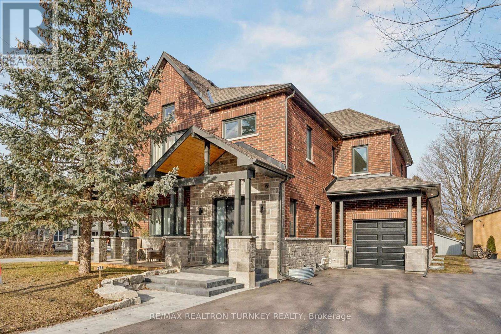 271 Main Street N, Uxbridge, Ontario  L9P 1R9 - Photo 1 - N12881326