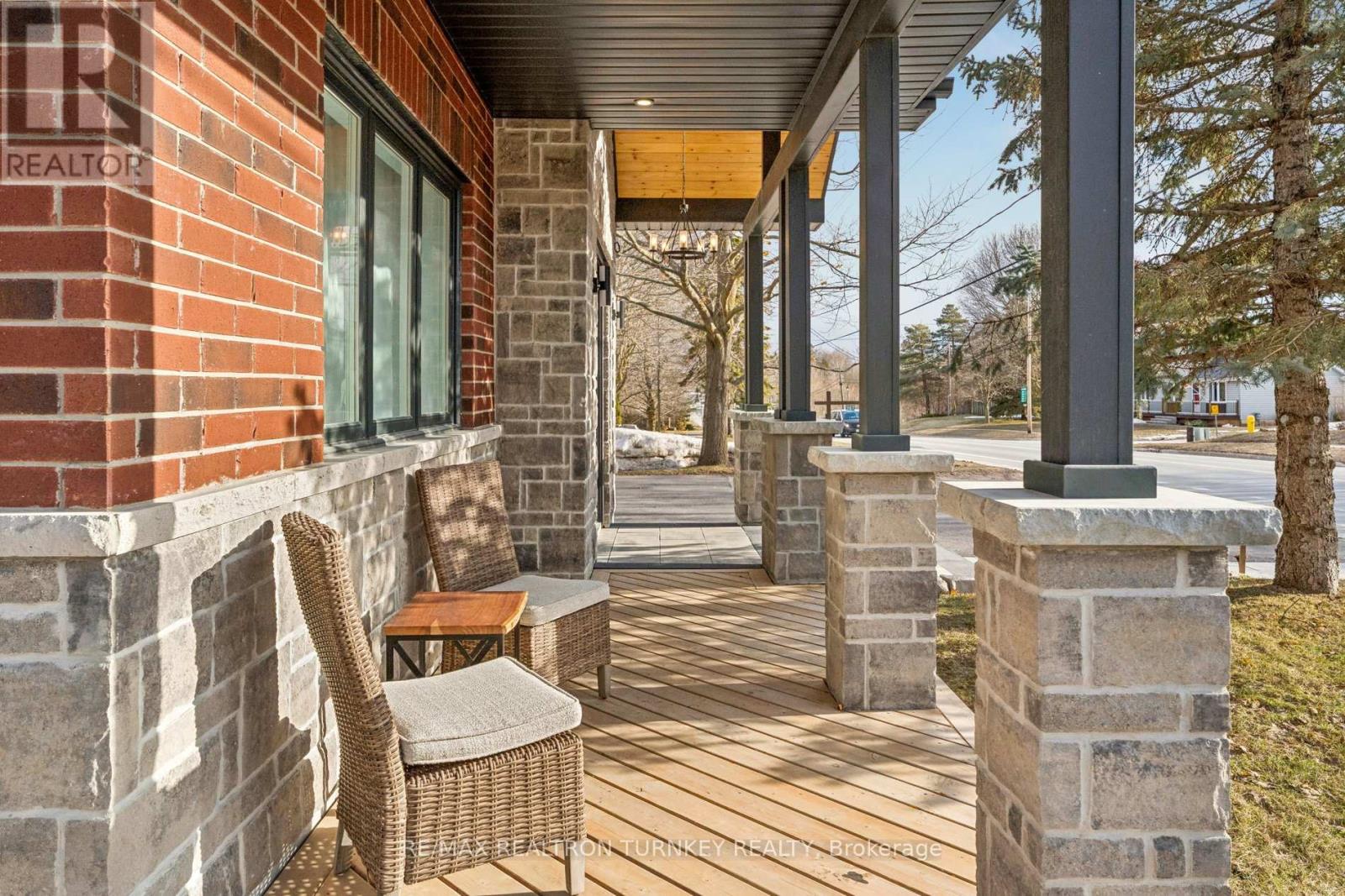 271 Main Street N, Uxbridge, Ontario  L9P 1R9 - Photo 4 - N12881326