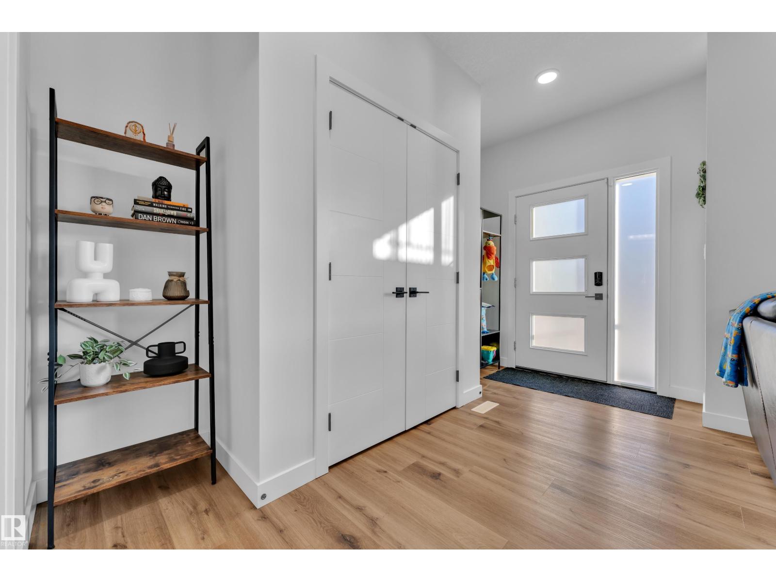 8042 Kiriak Link Li Sw, Edmonton, Alberta  T6W 1A5 - Photo 7 - E4477442