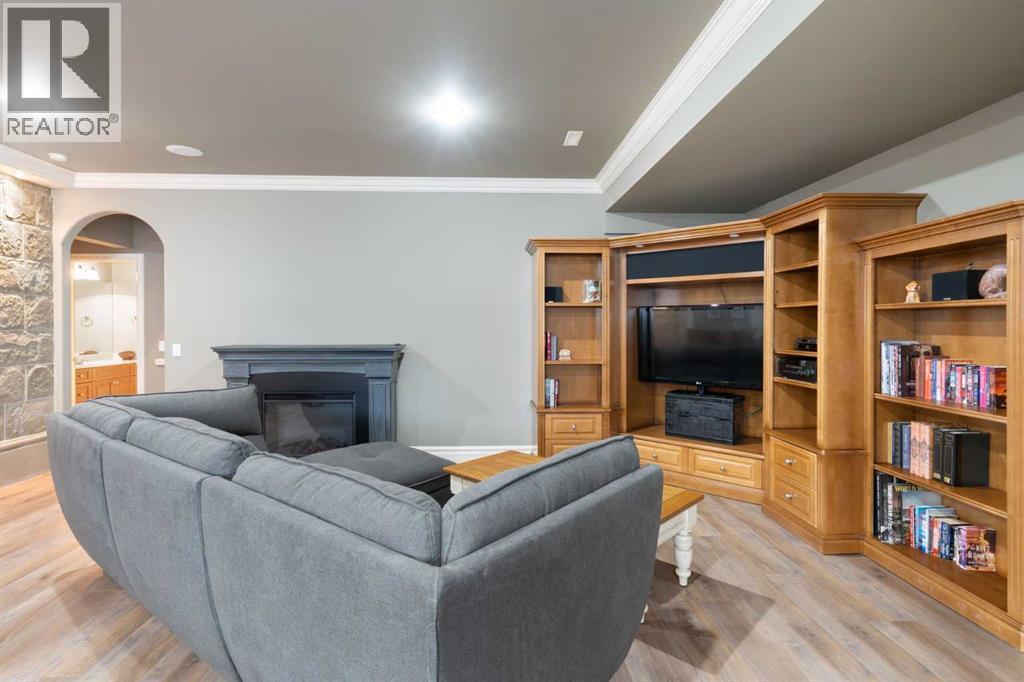 1742 Evergreen Drive Sw, Calgary, Alberta  t2y 3t8 - Photo 37 - A2290417