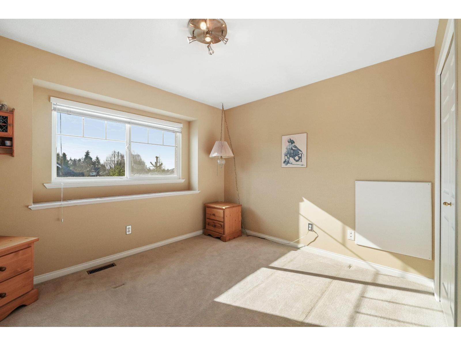 18111 68a Avenue, Surrey, British Columbia  V3S 9C2 - Photo 16 - R3099610