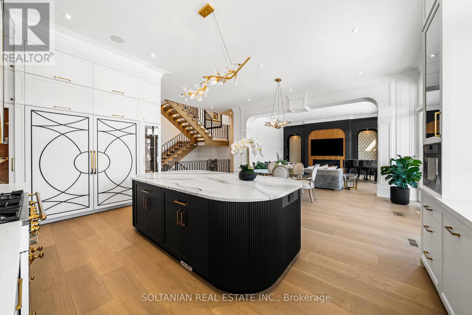 95 May Avenue, Richmond Hill, Ontario  L4C 3S7 - Photo 16 - N12855300