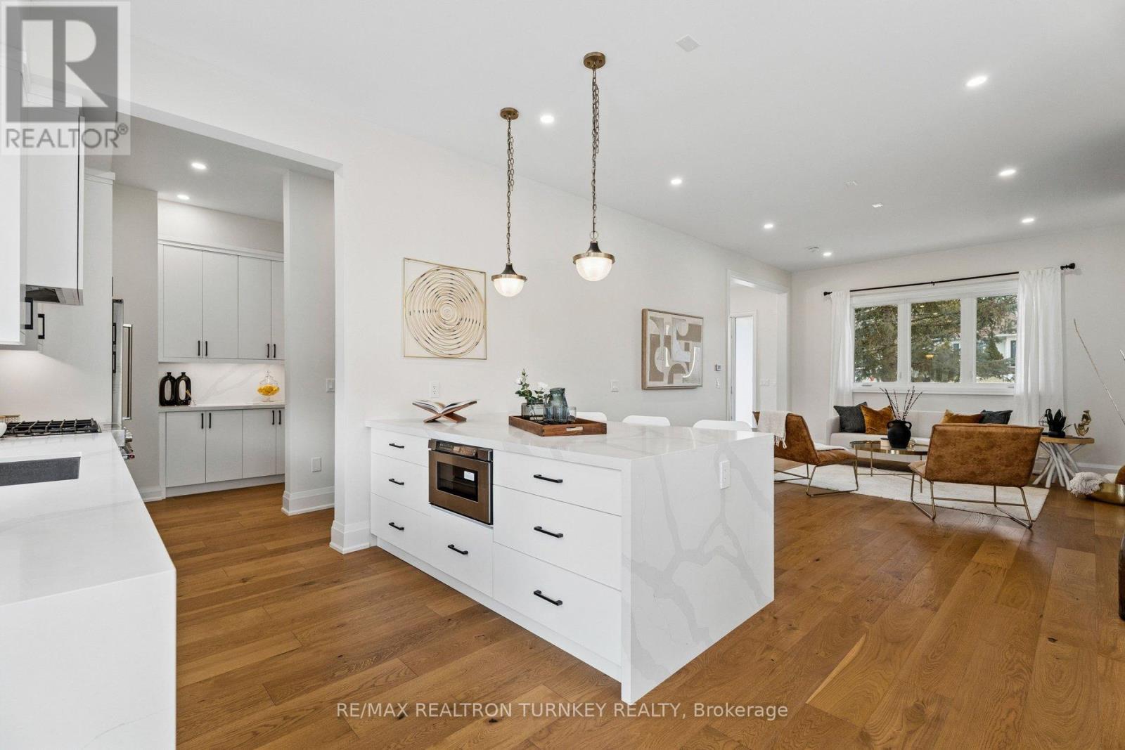 271 Main Street N, Uxbridge, Ontario  L9P 1R9 - Photo 10 - N12881326