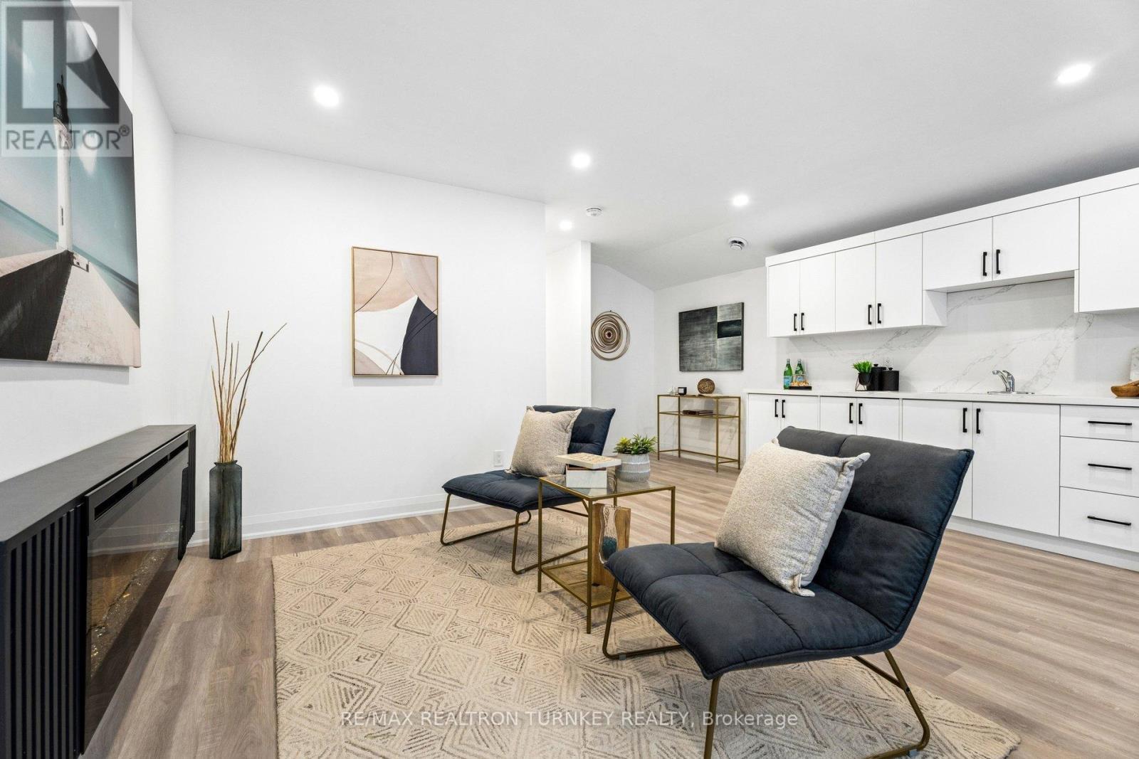 271 Main Street N, Uxbridge, Ontario  L9P 1R9 - Photo 38 - N12881326