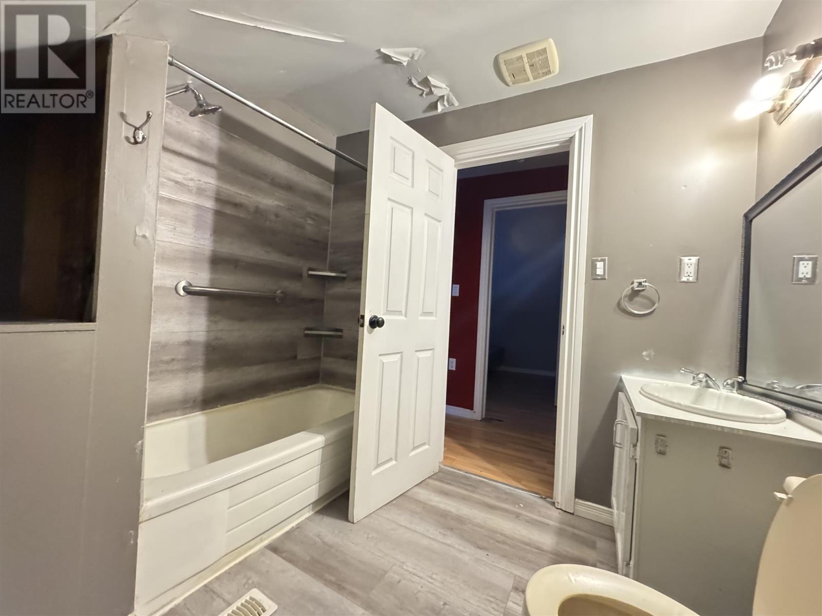 20 Edward St, Hallebourg, Ontario  P0L 1L0 - Photo 5 - SM260188