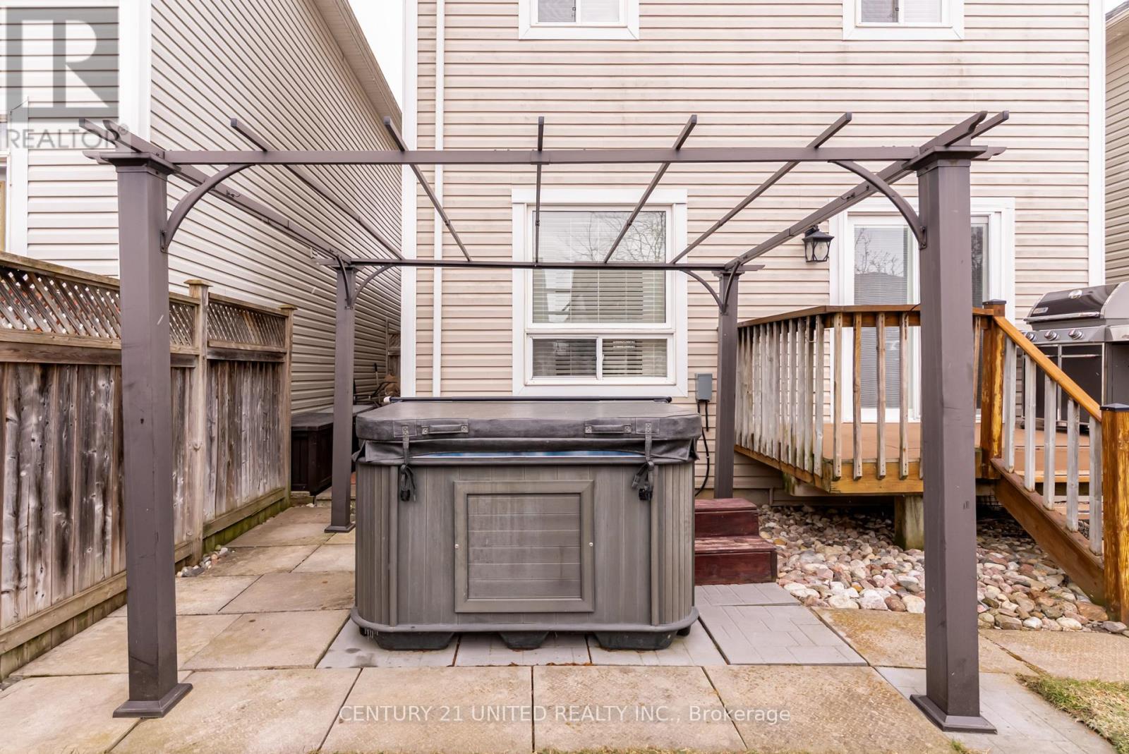 67 Ault Crescent, Whitby, Ontario  L1M 2G7 - Photo 45 - E12882158