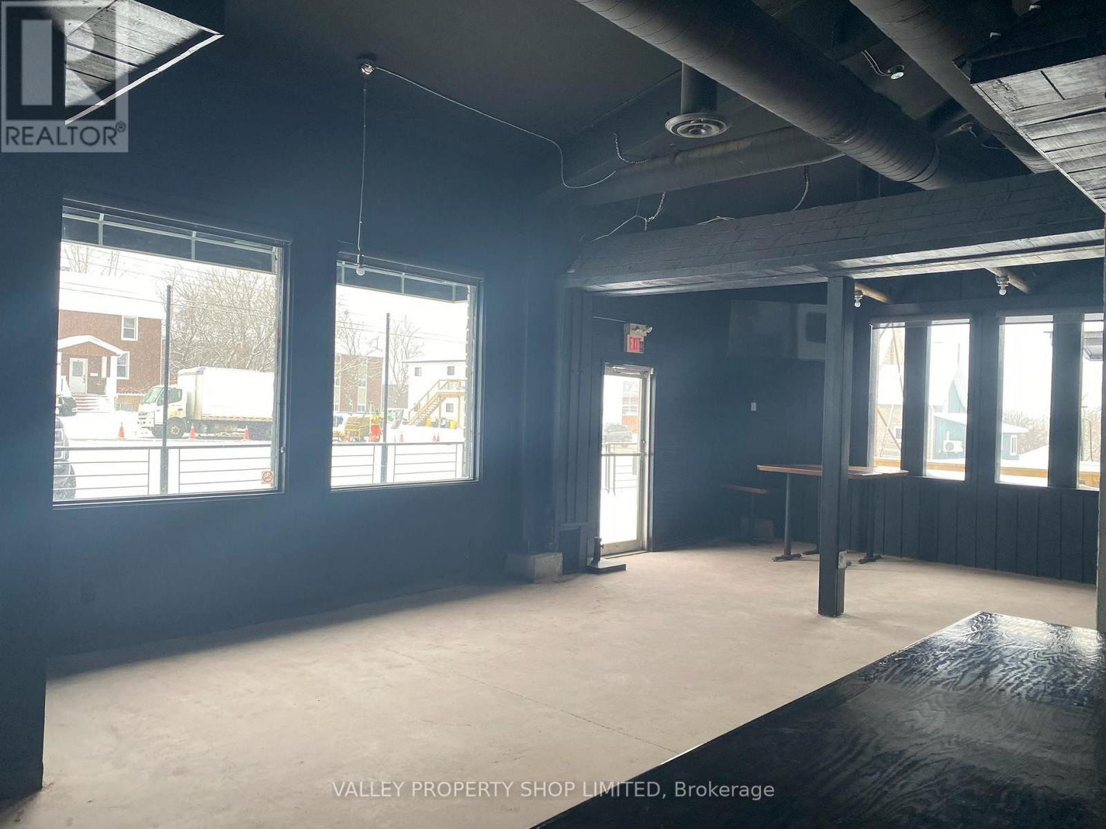 207 Nelson Street, Pembroke, Ontario  K8A 3N1 - Photo 6 - X12882050