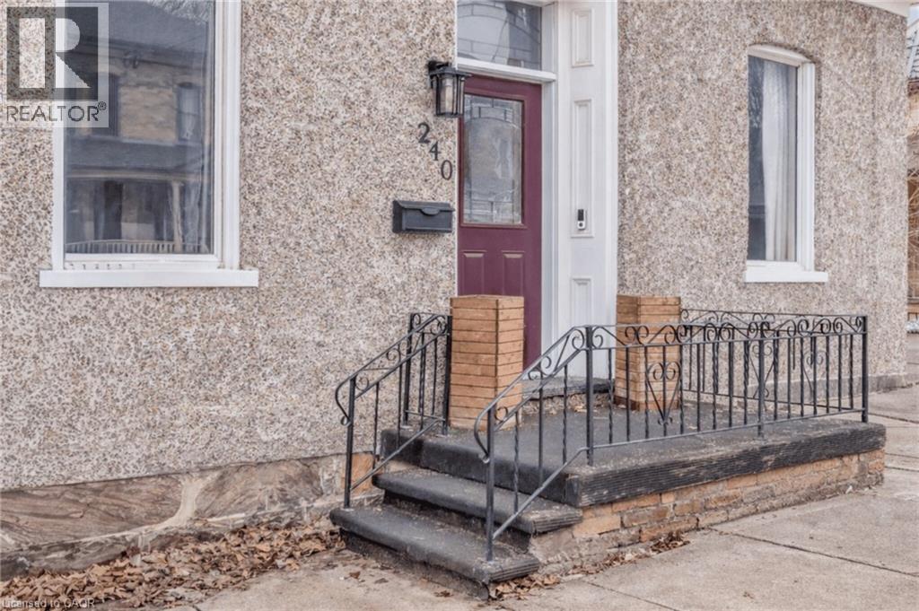 240 Elizabeth Street W, Listowel, Ontario  N4W 1E2 - Photo 4 - 40810173