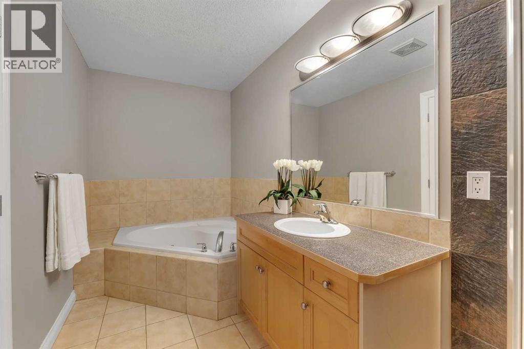 222 Canals Circle Sw, Airdrie, Alberta  T4B 2Z6 - Photo 24 - A2289076