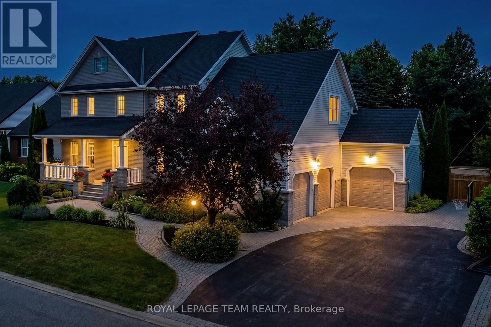 10 BEECHGROVE GARDENS, ottawa, Ontario