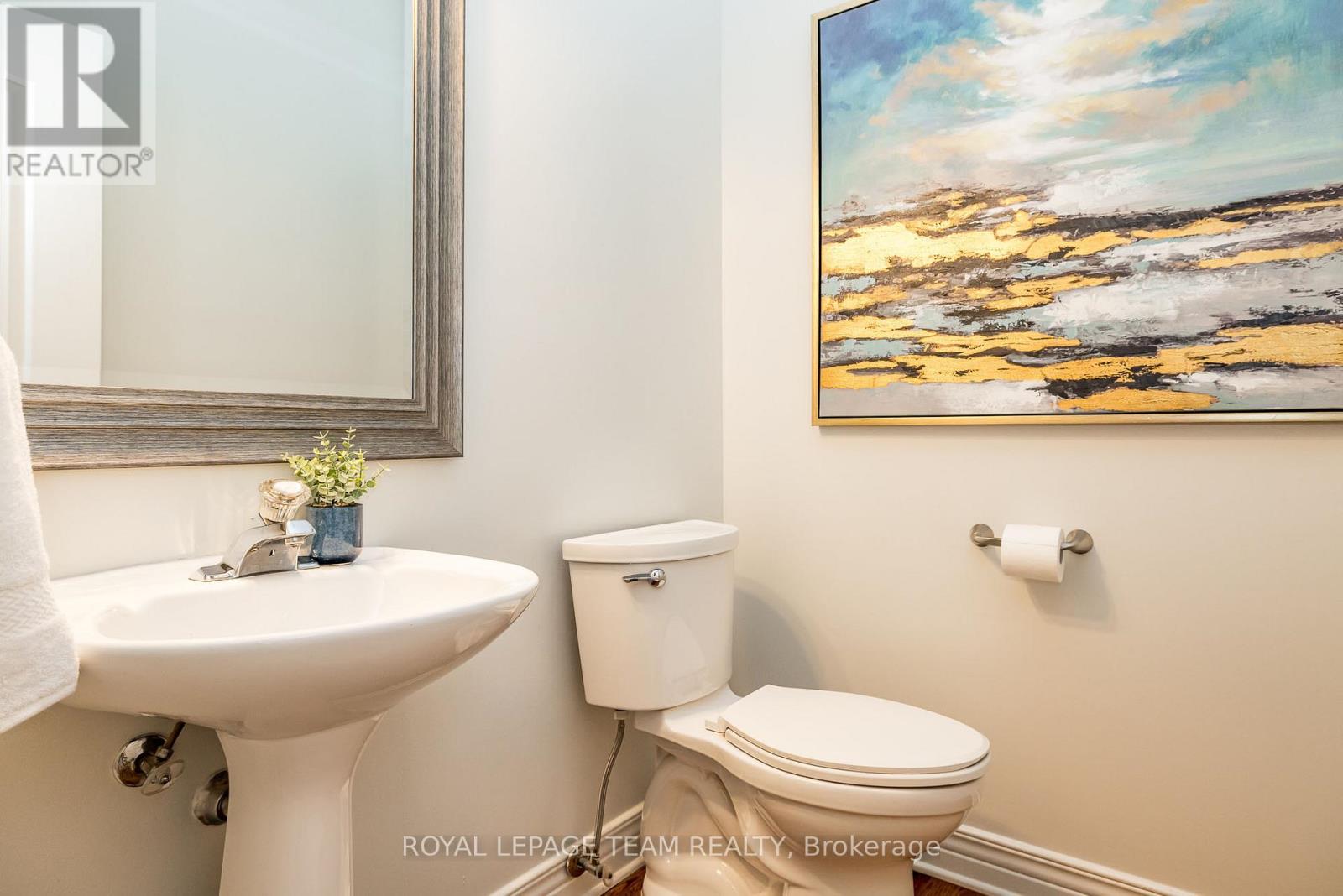 10 Beechgrove Gardens, Ottawa, Ontario  K2S 1W5 - Photo 18 - X12882122