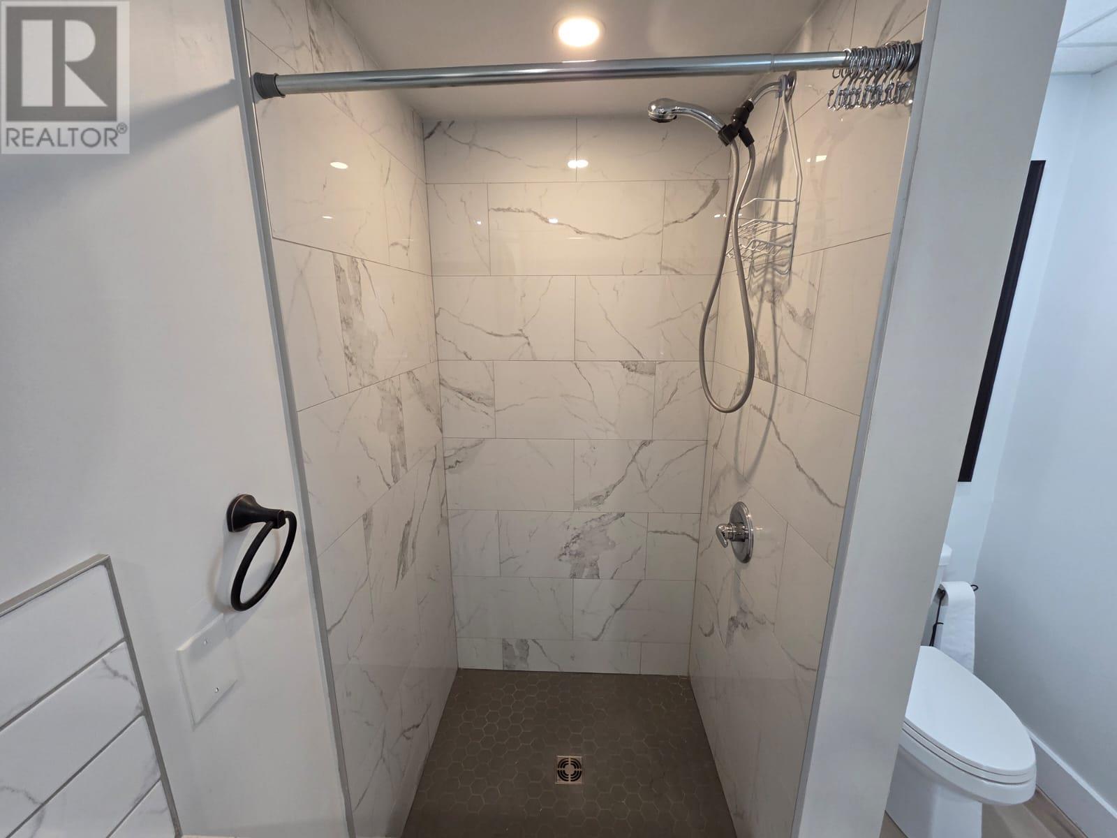 84 Machar Ave, Thunder Bay, Ontario  P7B 2Y6 - Photo 32 - TB2600438