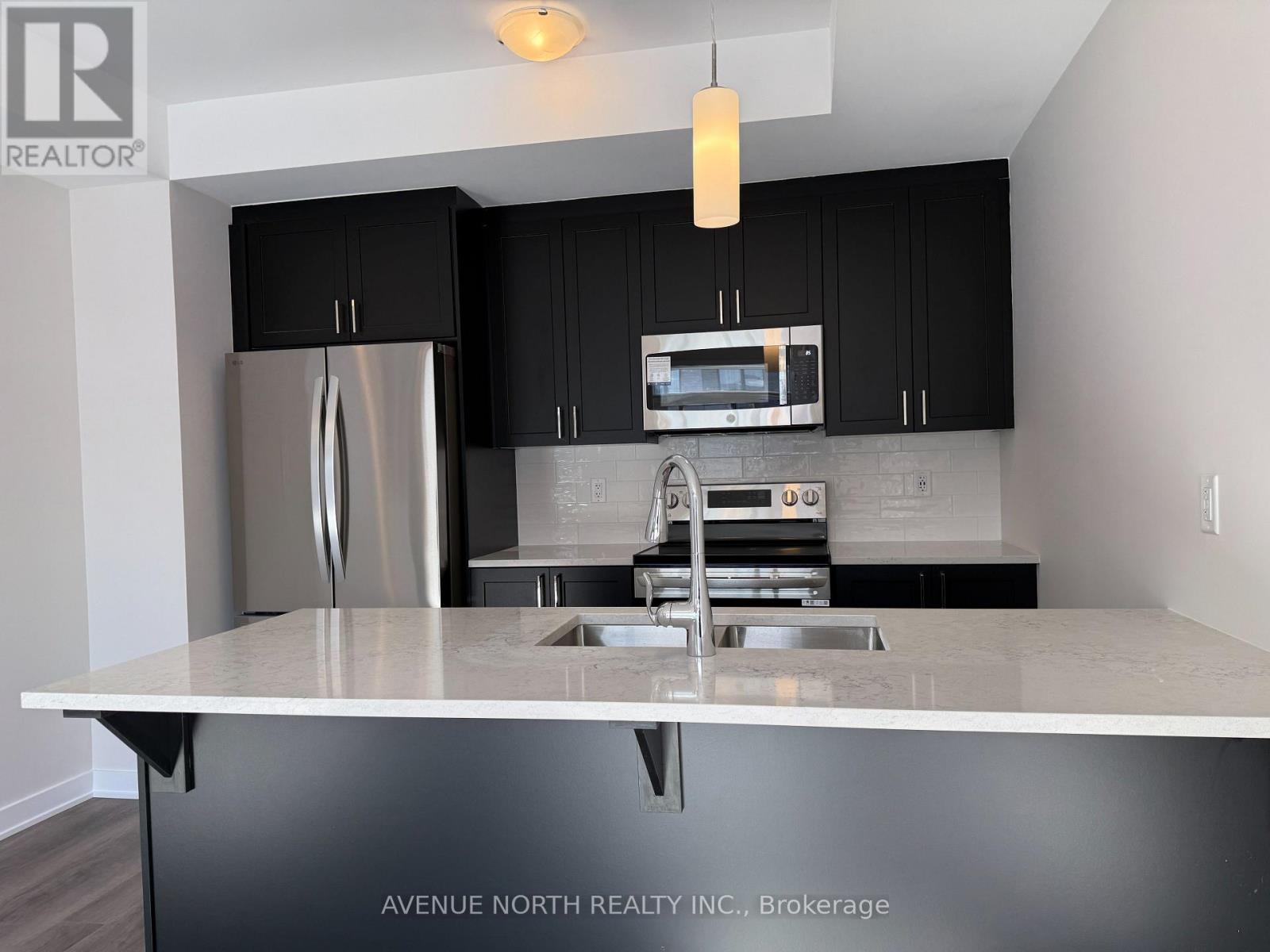 646 Corporal Private, Ottawa, Ontario  K1X 0M7 - Photo 8 - X12763814