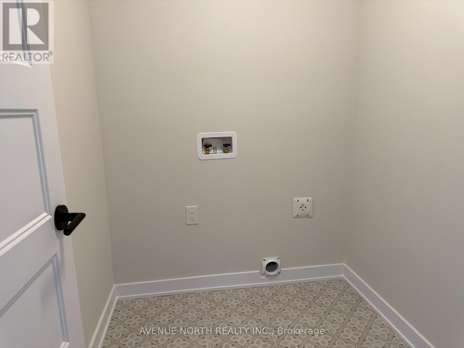 210 Ginebik Way, Ottawa, Ontario  K1X 0H4 - Photo 30 - X12763824