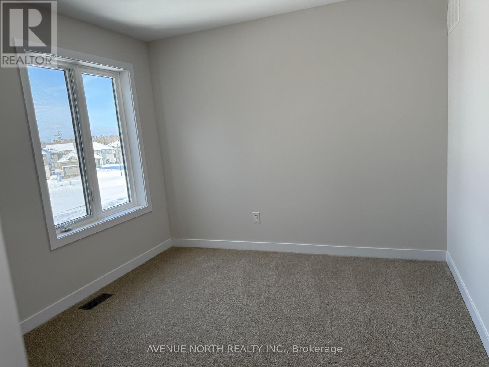 210 Ginebik Way, Ottawa, Ontario  K1X 0H4 - Photo 29 - X12763824