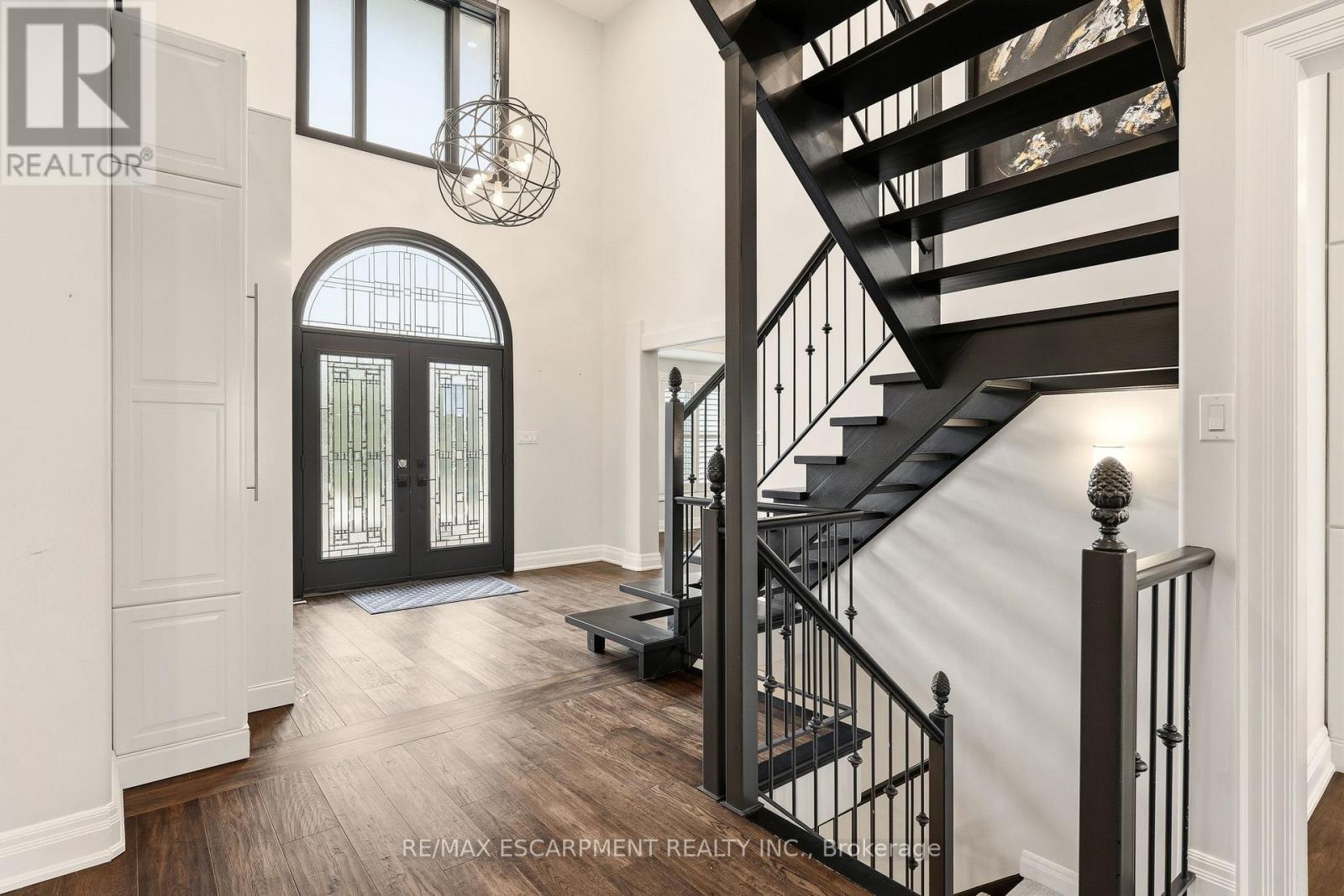 15 Palomino Drive, Hamilton, Ontario  L0R 1H3 - Photo 7 - X12871666