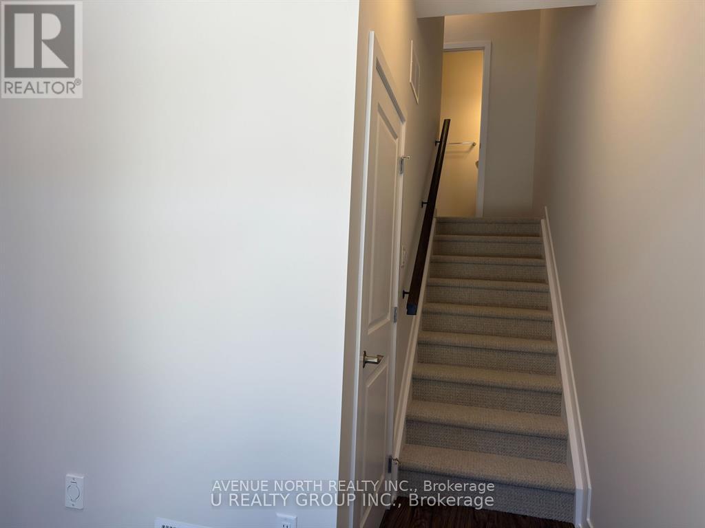 415 Jewelwing Private, Ottawa, Ontario  K1X 0G2 - Photo 2 - X12809456