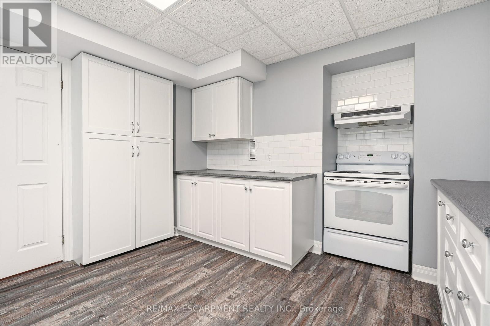 15 Palomino Drive, Hamilton, Ontario  L0R 1H3 - Photo 42 - X12871666