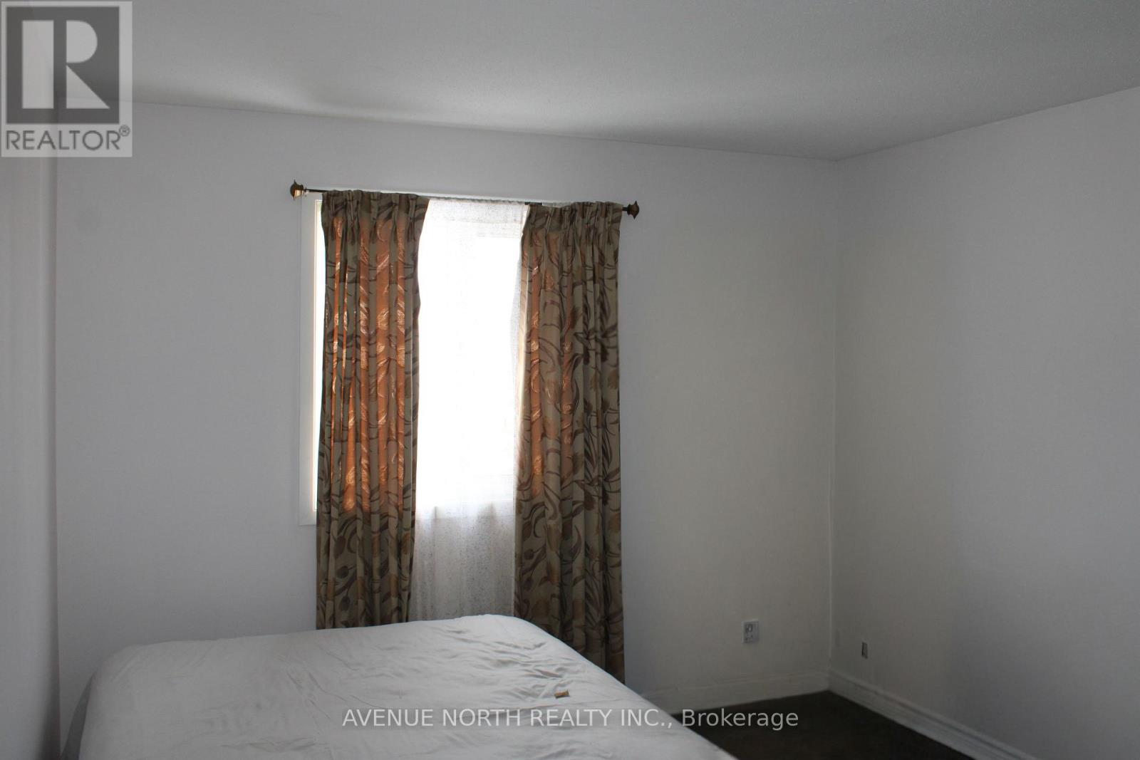 365 Lefebvre Way, Ottawa, Ontario  K1E 2W5 - Photo 13 - X12828712