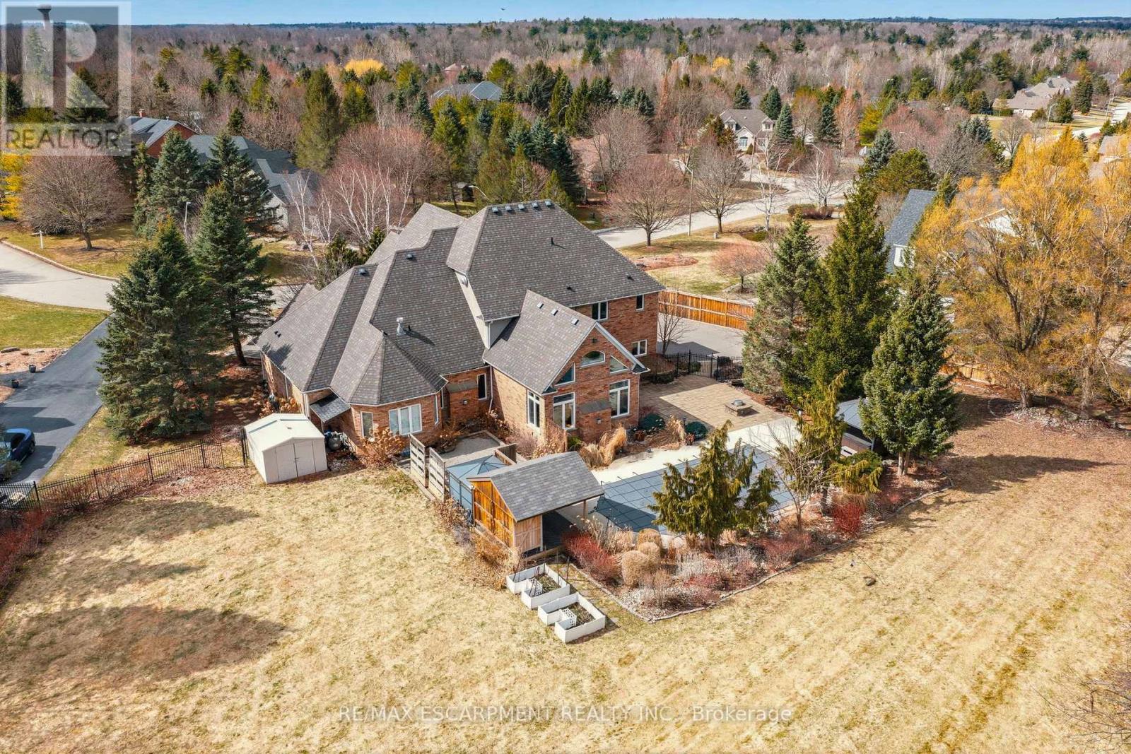 15 Palomino Drive, Hamilton, Ontario  L0R 1H3 - Photo 47 - X12871666