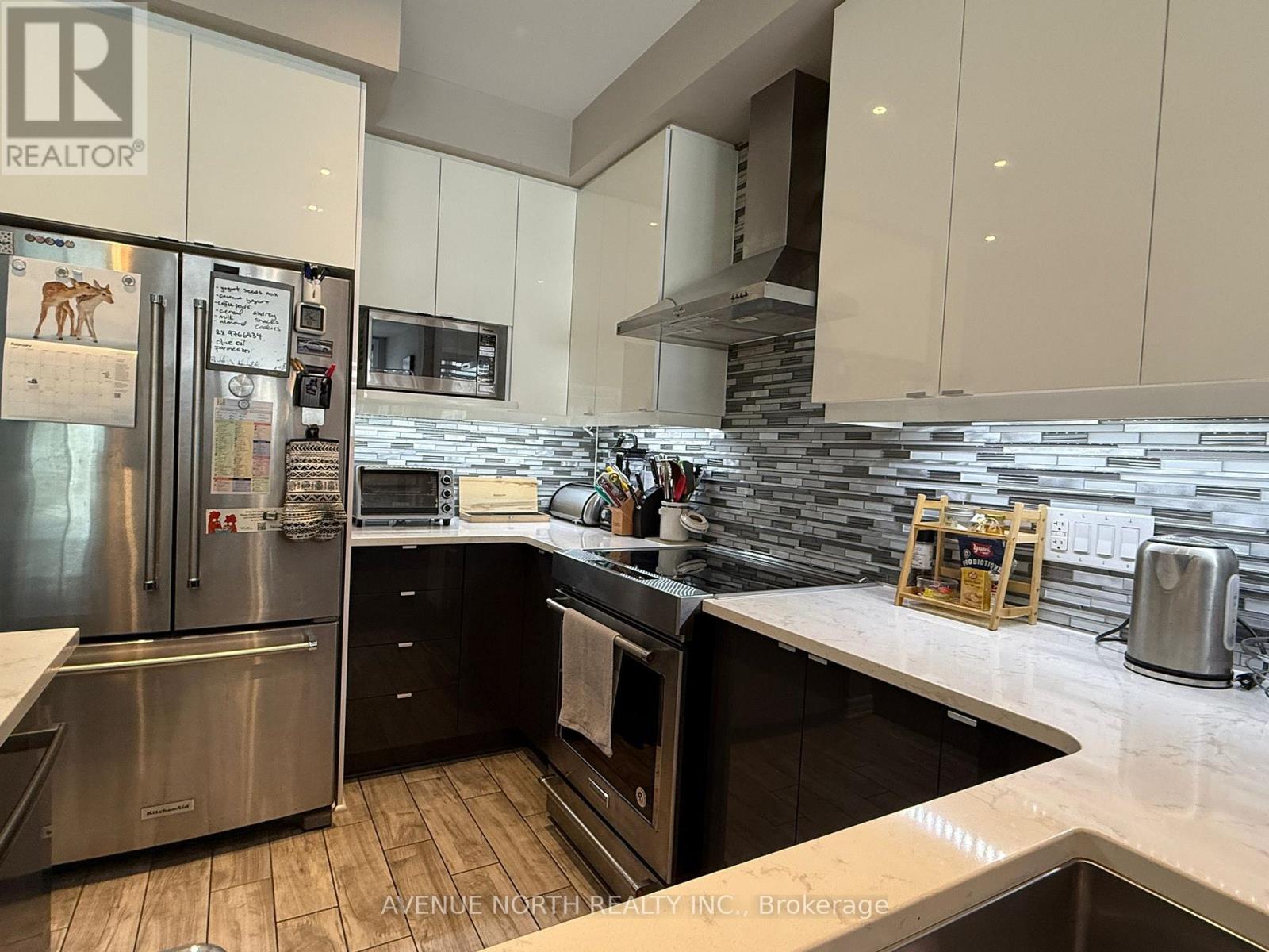 821 Cedar Creek Drive, Ottawa, Ontario K1T 0B3 - Photo 17 - X12835546