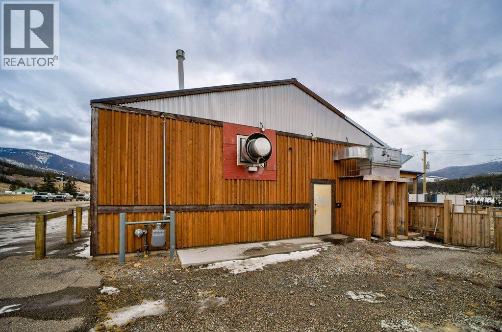 8510 19 Avenue, Coleman, Alberta  T0K 0M0 - Photo 4 - A2292990