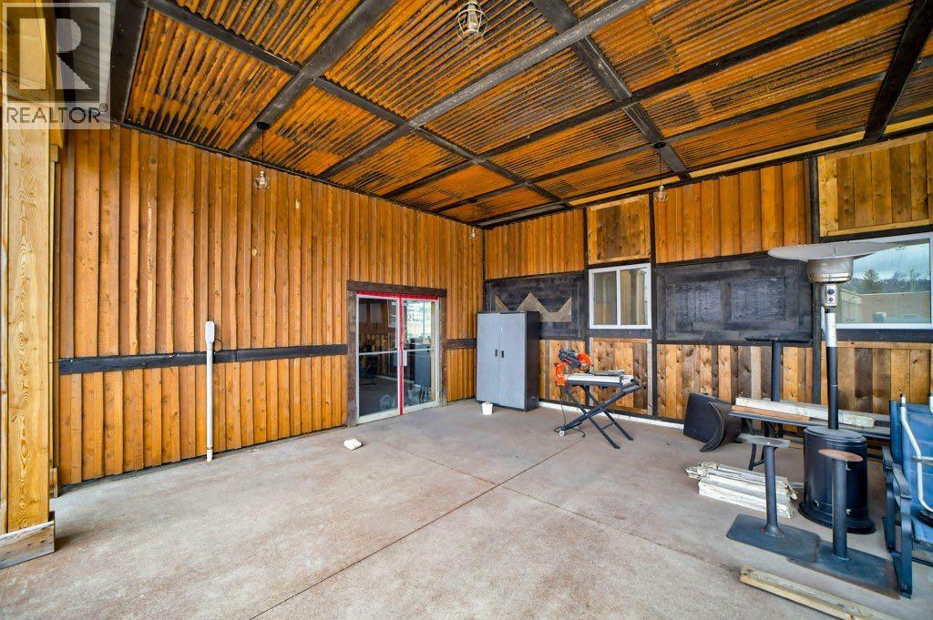 8510 19 Avenue, Coleman, Alberta  T0K 0M0 - Photo 9 - A2292990