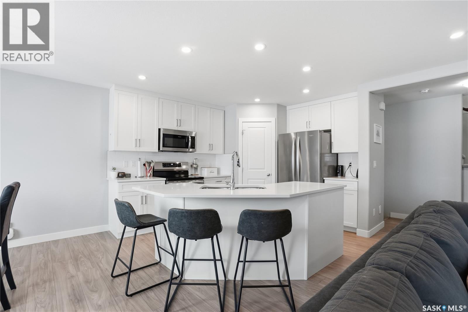 429 Germain Manor, Saskatoon, Saskatchewan  S7V 0V1 - Photo 8 - SK029008