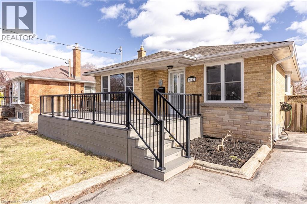 2322 REDFERN Road, burlington, Ontario