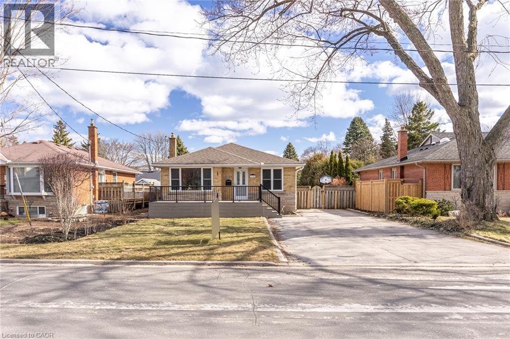 2322 Redfern Road, Burlington, Ontario  L7R 1X3 - Photo 7 - 40799040