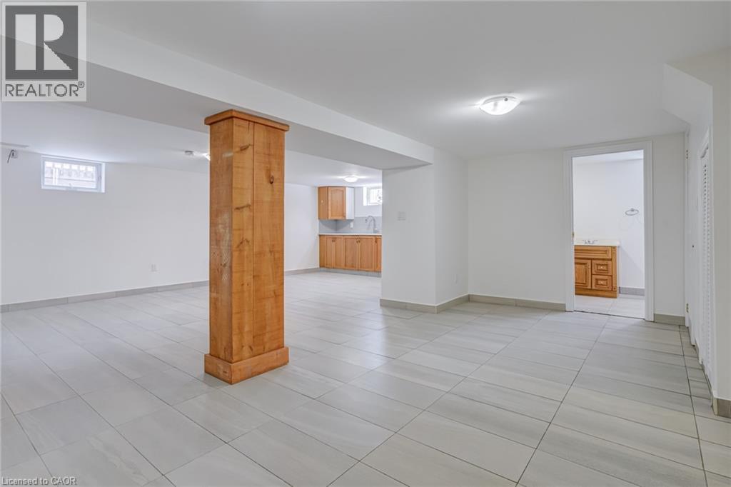 2322 Redfern Road, Burlington, Ontario  L7R 1X3 - Photo 30 - 40799040