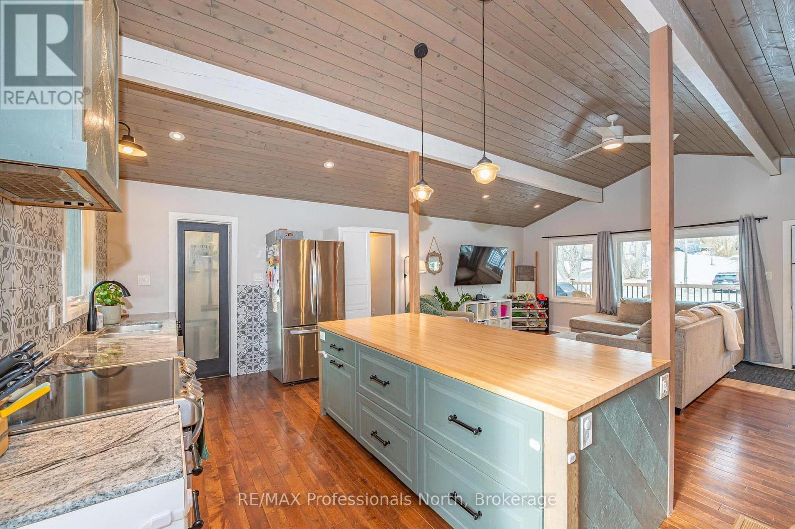 221 Alpine Lake Road, Trent Lakes, Ontario  K0M 1A0 - Photo 11 - X12882136